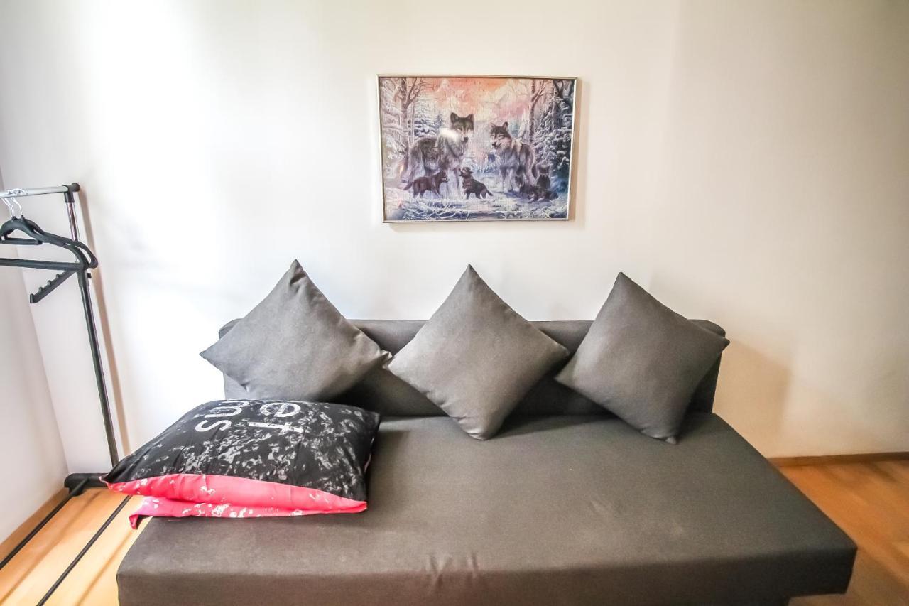 Private Room In Shared Apartment Pr6 Виена Екстериор снимка